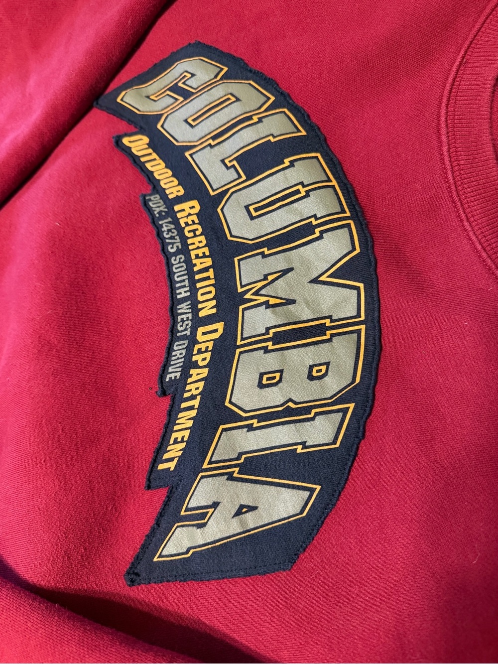 Columbia Men's Burgundy Crewneck Sweatshirt with Arch Logo - Picture 5 of 7